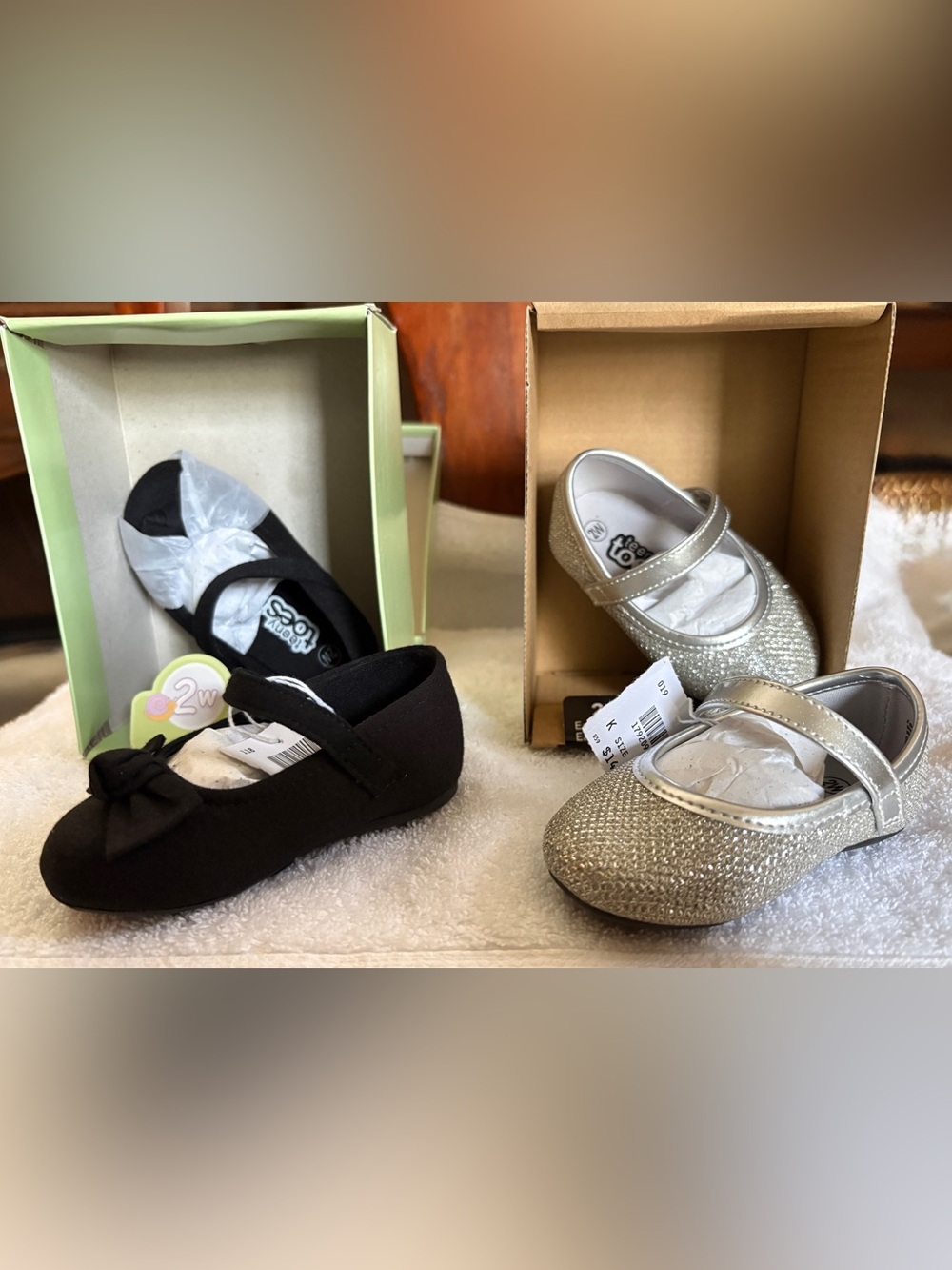 NIB Teeny Toes Toddler Shoes, Size 2W